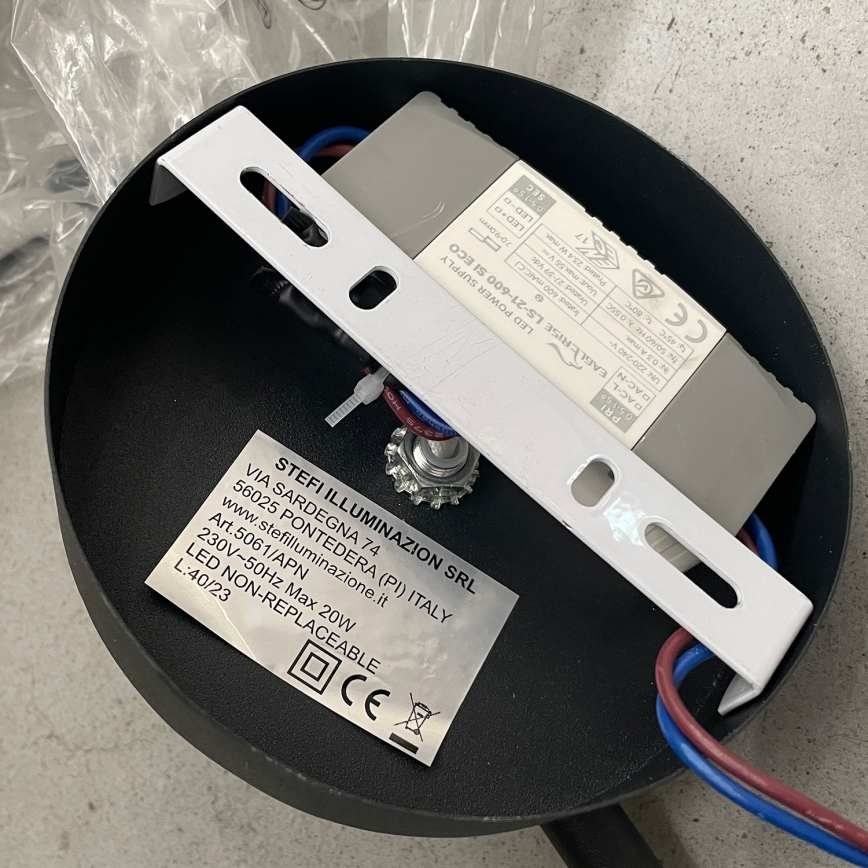 ONLI - LED-Wandleuchte TWIST LED/6W/230V 4000K schwarz