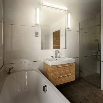 Osram - dimmbare LED-Spiegelleuchte ORBIS TUBE LED/12W/230V 60 cm IP44 weiß