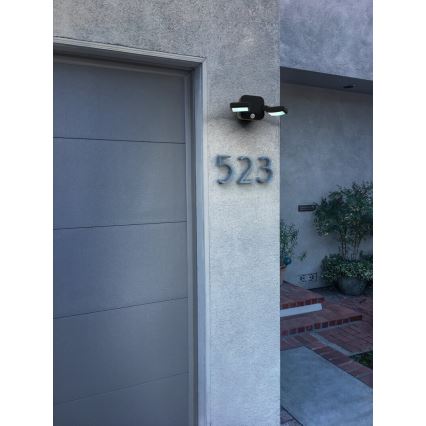 Osram - LED-Außenwandleuchte mit integriertem Sensor BATTERY 2xLED/5W/4xD IP54