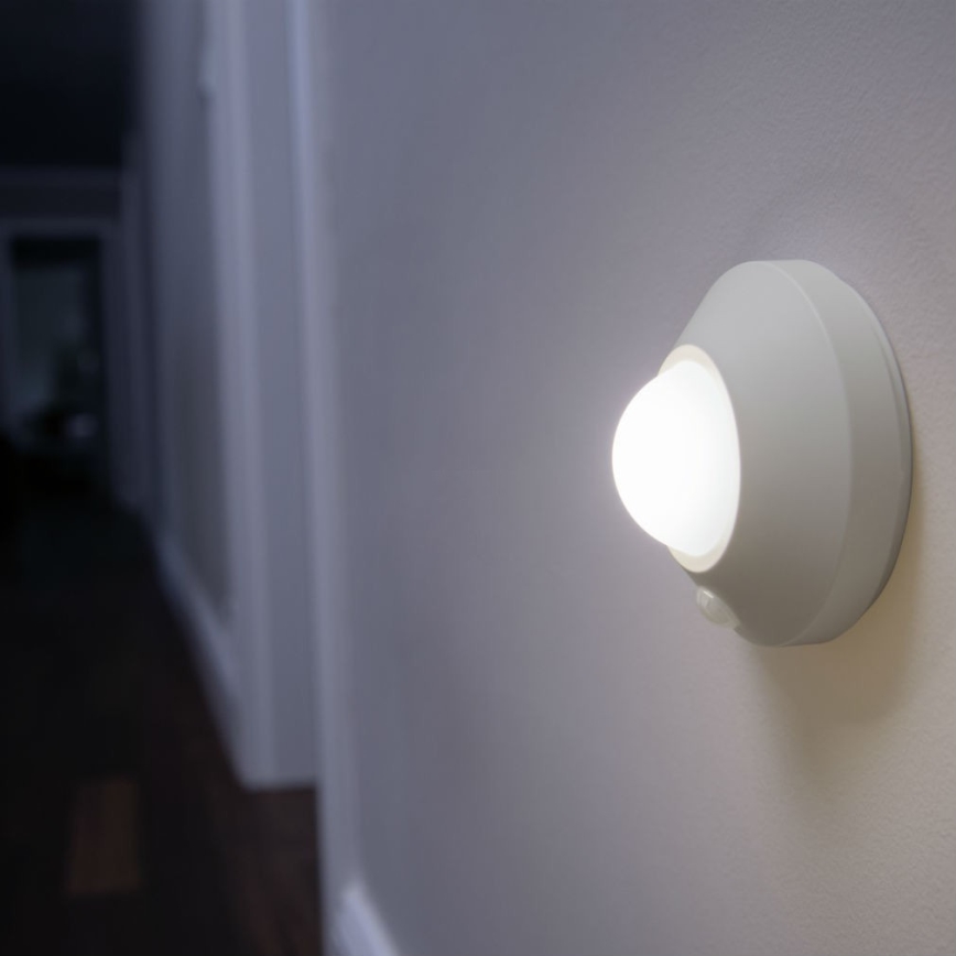 Osram - LED-Orientierungsleuchte mit Sensor NIGHTLUX LED/2W/3xAA weiß