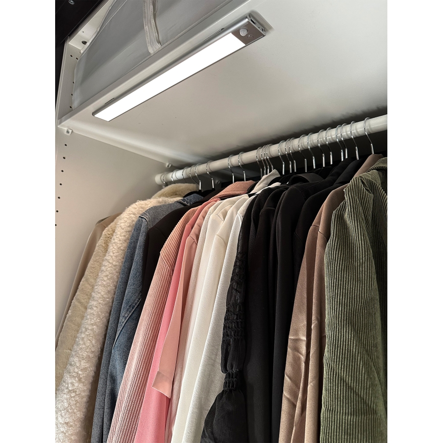 Osram - LINEAR LED-Unterbauleuchte mit Bewegungs- und Dämmerungssensor, 4 W, 3,7 V, 1500 mAh, 3000/4000/6500 K, 60 cm, grau