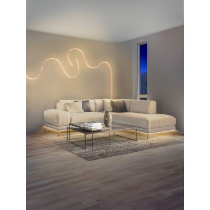 Osram - SMART+ MAGIC LED RGBW, dimmbarer LED-Streifen für den Außenbereich, 5 m, 21 W, 230 V, IP44, Wi‑Fi + Fernbedienung