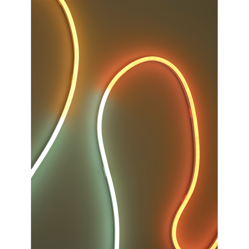 Osram - SMART+ MAGIC LED RGBW, dimmbarer LED-Streifen für den Außenbereich, 5 m, 21 W, 230 V, IP44, Wi‑Fi + Fernbedienung