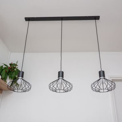 Pendelleuchte an Kabel SOLANO 3xE27/15W/230V schwarz/hochglanzchrom