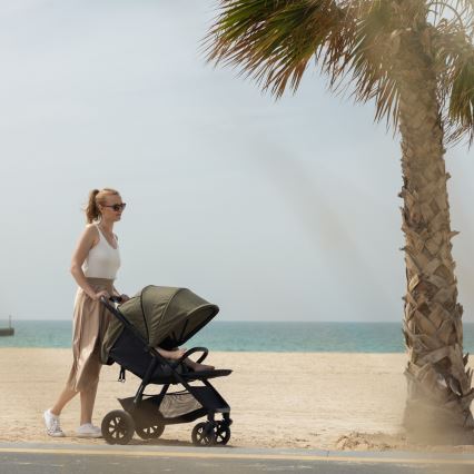 PETITE&MARS - Kinderwagen AIRWALK2 grün