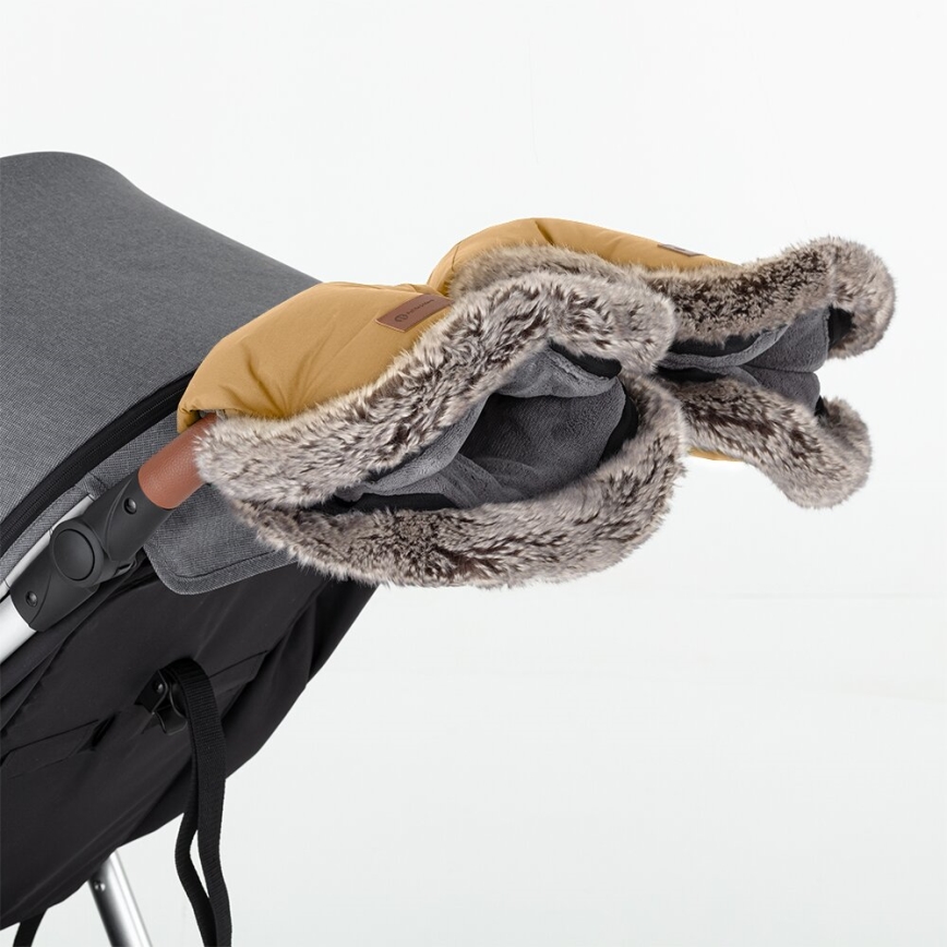 PETITE&MARS - SET Baby-Fußsack 4in1 ARCTIC + Kinderwagen-Handschuhe FURRY Elegant Caramel
