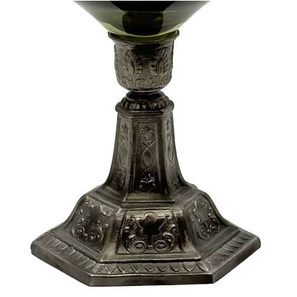 Petroleumlampe KRASOMÍRA 42 cm waldgrün