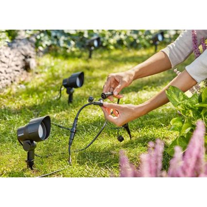 Philips - LED Außenstrahler LED/6W/12V 2700K IP44