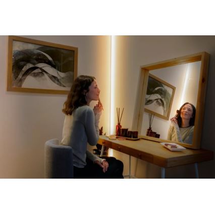 Philips - Hue OMNIGLOW dimmbarer LED-RGBW-Streifen 5m LED/60W/230V 2200-6500K