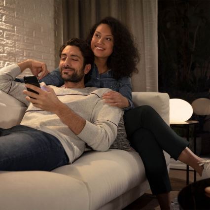 Philips Hue Starter-Set WHITE 3xE27/9W 2700K + Hue Bridge und Dimmschalter