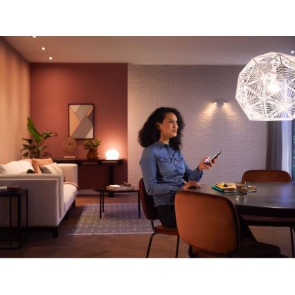 Philips Hue White Ambiance Starter-Set 3xE27/11W 2200-6500K + Hue Bridge und Dimmer Switch