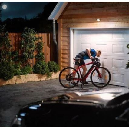 Philips - LED-Strahler mit Sensor DECOFLOOD LED/20W/230V IP65