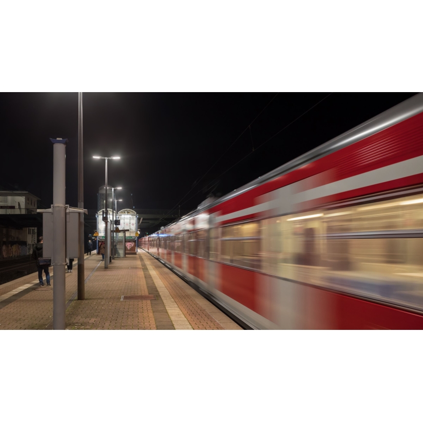 Philips - LED-Straßenleuchte CORELINE MALAGA LED/69W/230V 4000K IP65