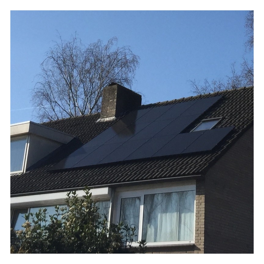 Photovoltaik-Solarpanel JA SOLAR 390Wp komplett schwarz IP68 Halbzellen
