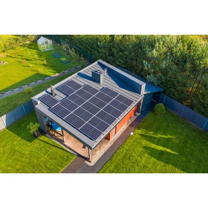 Photovoltaik-Solarpanel JUST 450Wp IP68 Halbzellen