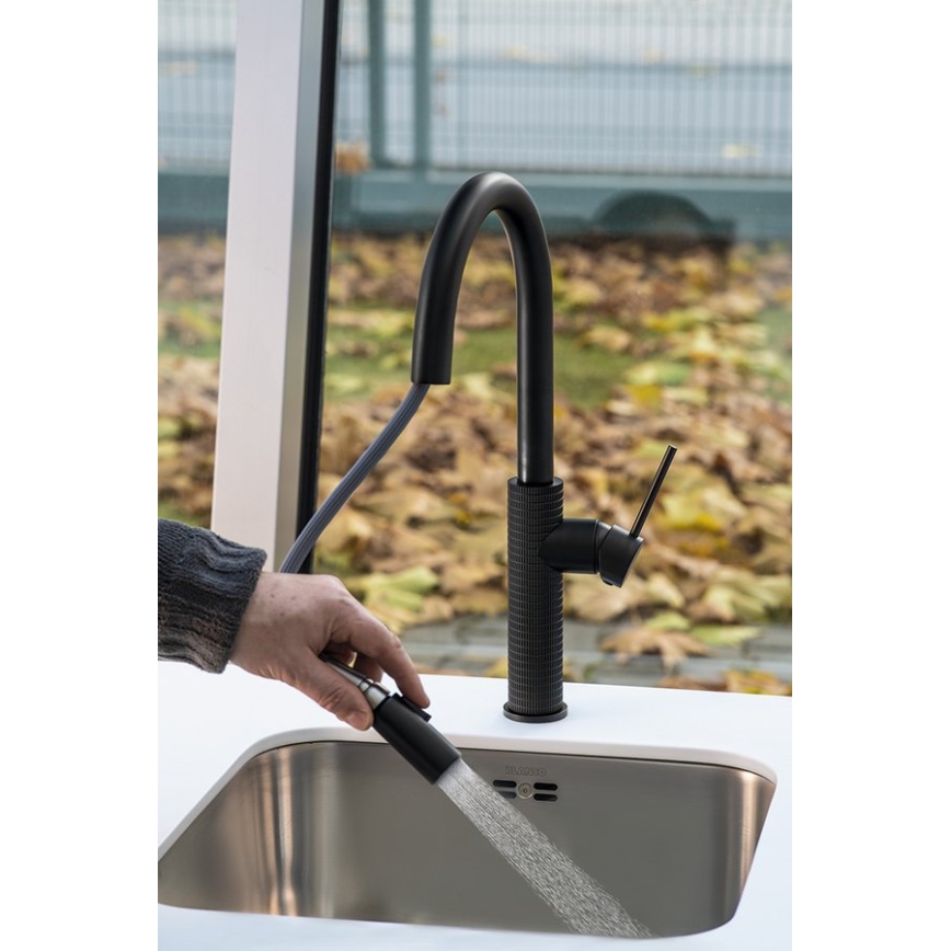 Sapho - Wasserhahn/Armatur mit herausziehbarem Sprühkopf FLAWO matt schwarz