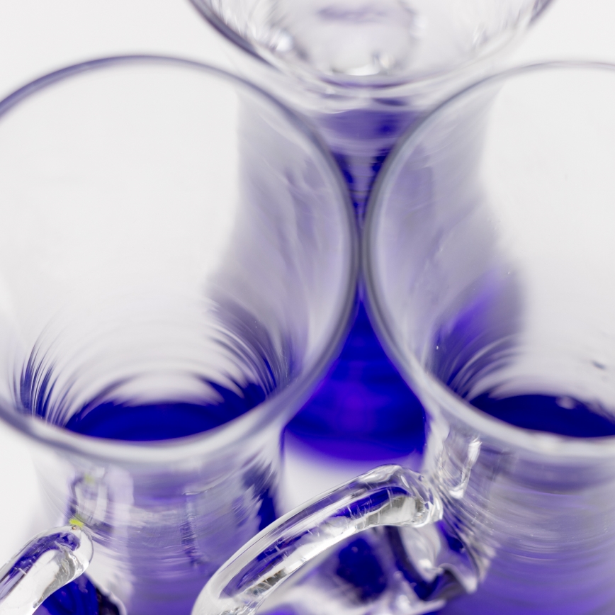 Set 6x Likörglas mit Henkel violett