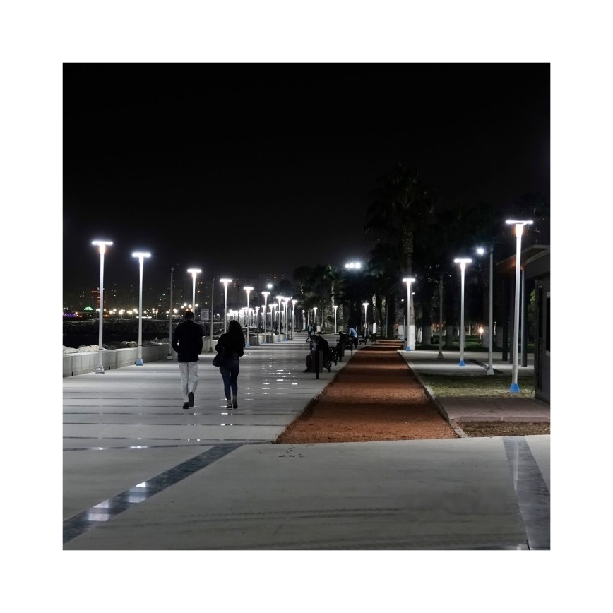 Solar LED Straßenlampe mit Sensor LUVIA LED/15W/3,2V 6500K IP54 5400 mAh + Fernbedienung