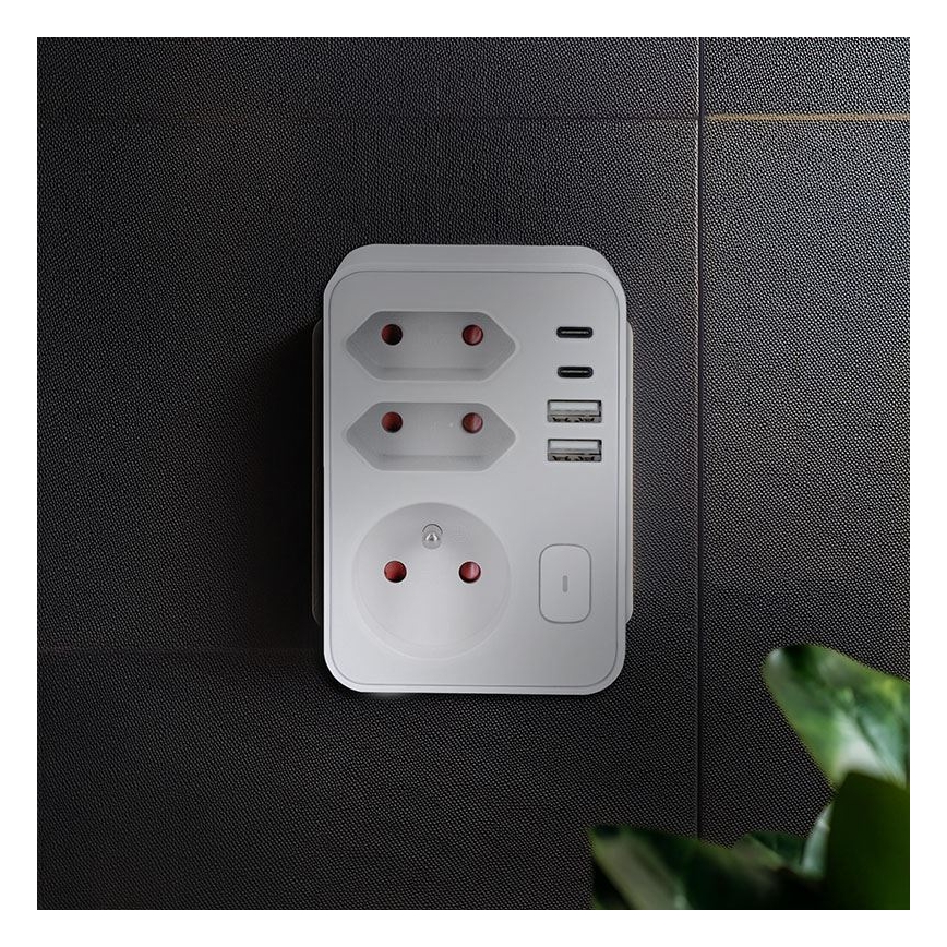 Steckdosenverteiler 1x16A+2x 2,5A mit 2xUSB A+C Ladegerät weiß