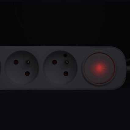 Verlängerungskabel 5 m mit Schalter, 3 Steckdosen und USB-A-/USB-C-Ladeanschlüssen