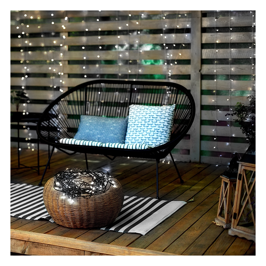 LED-Außen-Lichterkette 100 LEDs / 8 Funktionen, IP44, 13 m, kaltweiß