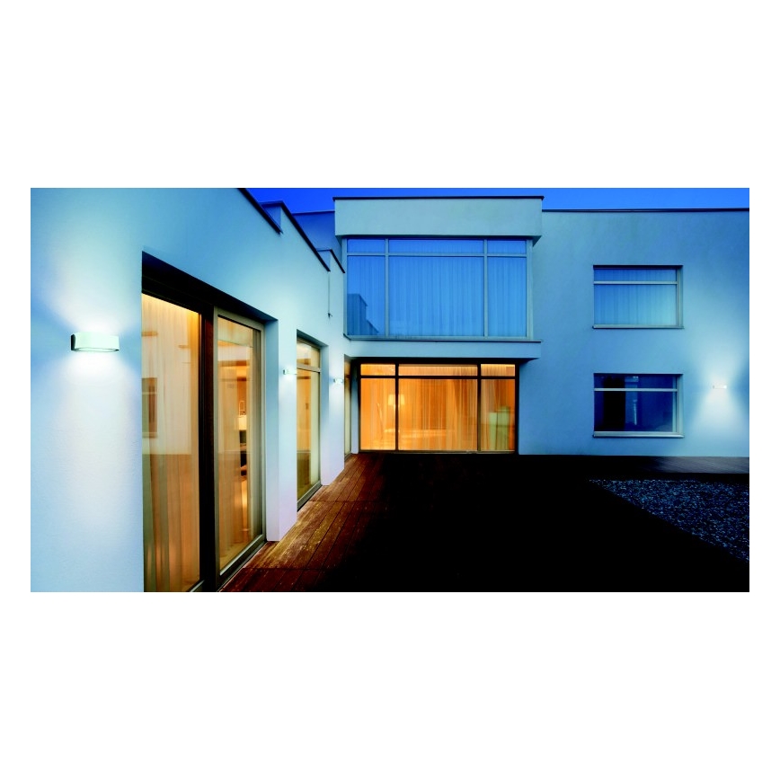 Steinel 053178 - LED Außenleuchte mit Sensor LN 710 LED/8,5W/230V IP44 SI