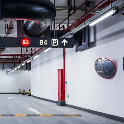 Technische LED-Röhrenleuchte mit Bewegungs- und Dämmerungssensor LED/48W/230V IP65 6500K 150 cm