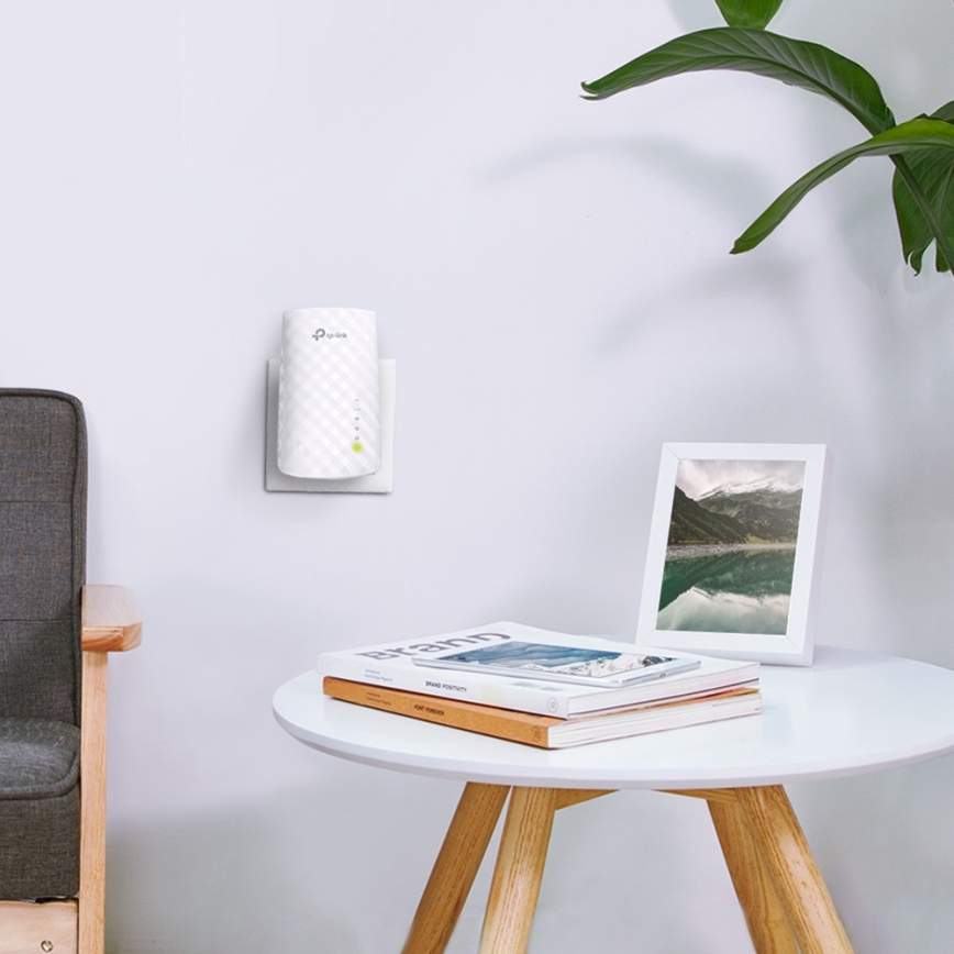 TP-Link - Dualband Wi-Fi 5 Repeater RE200