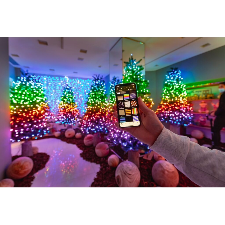 Twinkly - LED RGBW dimmbare Außen-Weihnachtslichterkette STRINGS 600xLED 51,5m IP44 Wi-Fi