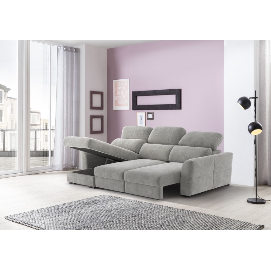 Beidseitig montierbares, ausziehbares 3‑Sitzer-Ecksofa mit Stauraum TRENTO, hellgrau
