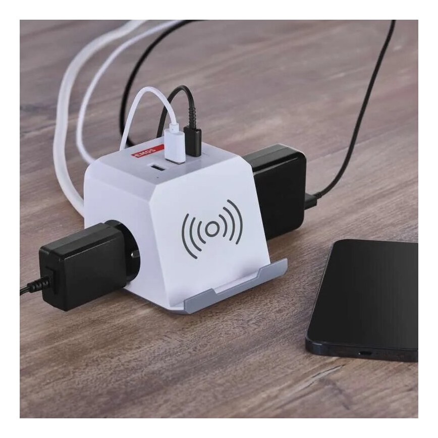 Verlängerungskabel-Würfel mit kabelloser Aufladung QI 2Z +2xUSB-A+1xUSB-C 2m weiß