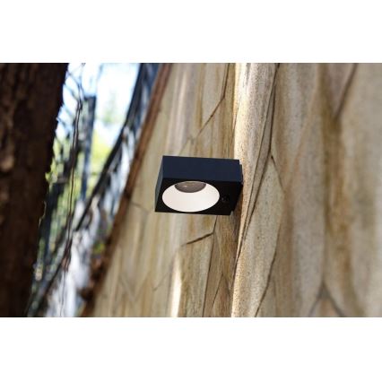 Viking - Dimmbare LED-Solar-Wandleuchte mit Sensor LED/2W/3,7V IP65 4000K 2000 mAh