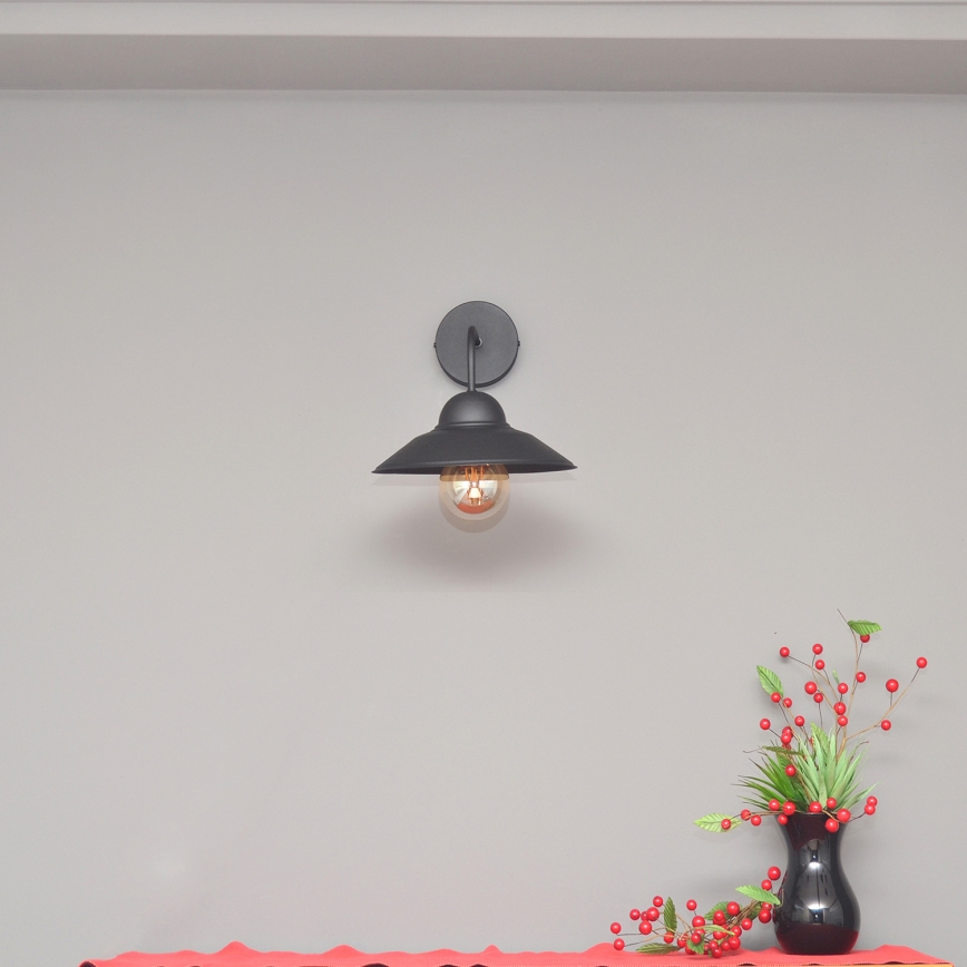 Wandleuchte SORAPIS 1xE27/15W/230V schwarz