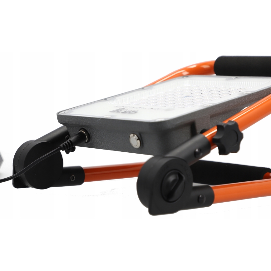 Wiederaufladbarer LED-Scheinwerfer mit Stativ LED/100W/3,2V 5000K 5000 mAh IP65 orange