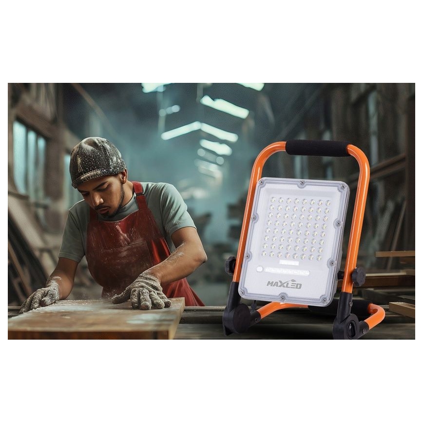 Dimmbarer wiederaufladbarer LED-Strahler mit Stativ LED/100W/3,2V 4500K 10000 mAh IP65 orange